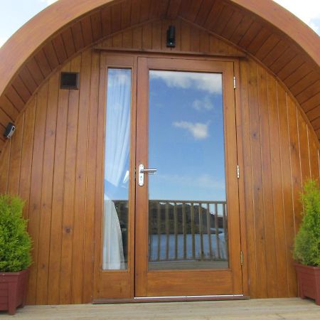 Loch Cromore Holiday Pods Екстер'єр фото