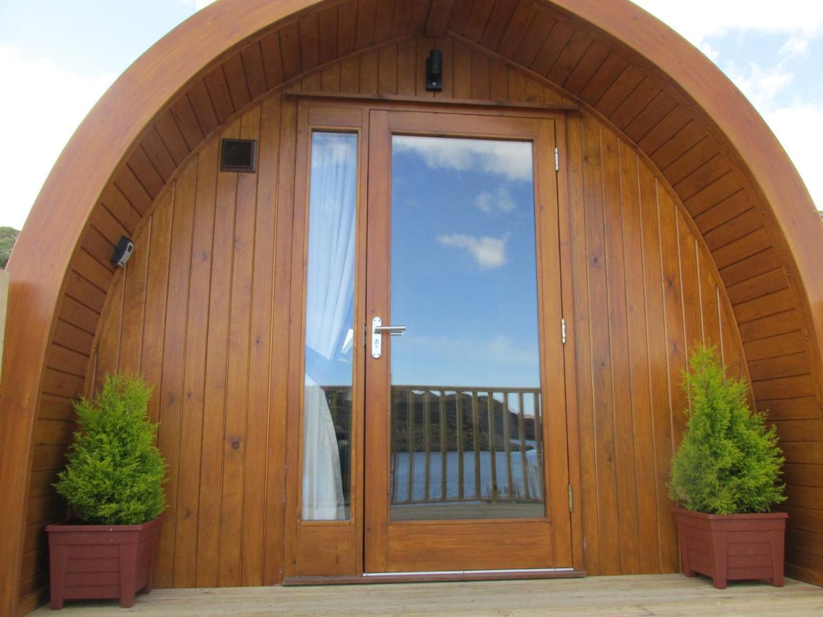 Loch Cromore Holiday Pods Екстер'єр фото